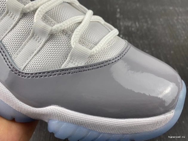 Grey Air Cement AV2187-140 Low Jordan 11 0703